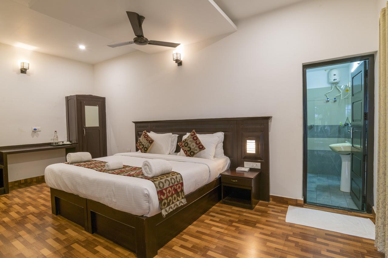 Warmth Lake Haven Alappuzha Экстерьер фото