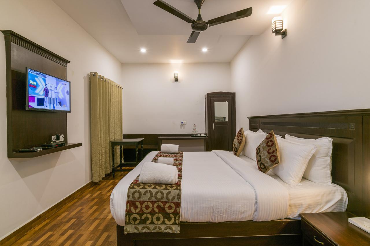 Warmth Lake Haven Alappuzha Экстерьер фото